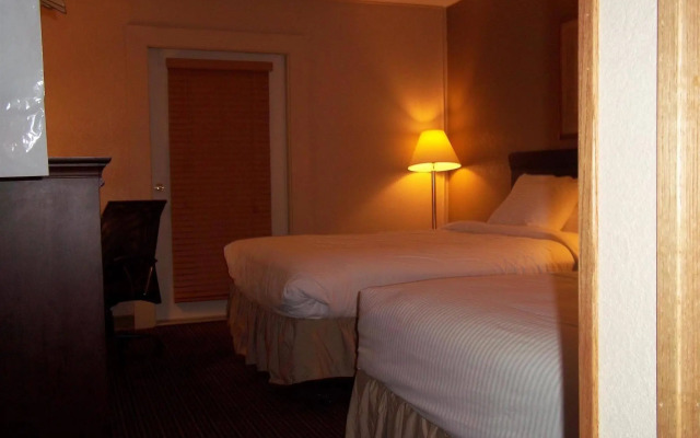 Crookston Inn and Convention Center