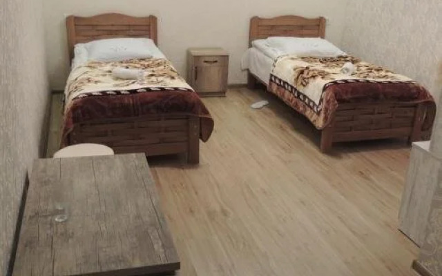 Roza Guesthouse