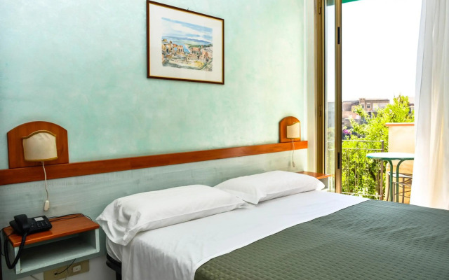 Hotel Condor