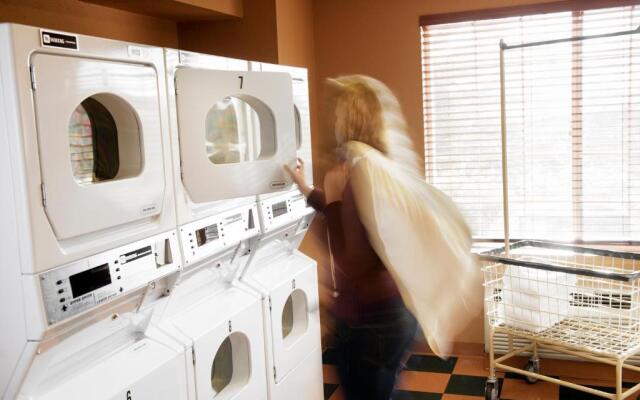 Larkspur Landing Extended Stay Suites Sacramento