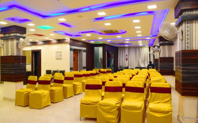 Hotel Anand International