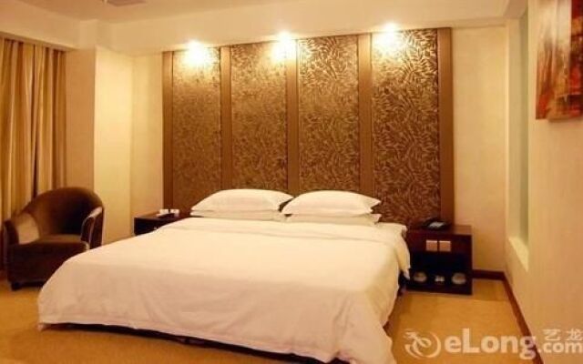 Shanghai Feel Town Hotel