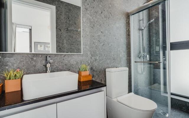 SunnyVillas 4BR New Villa Private Pool in Pernera