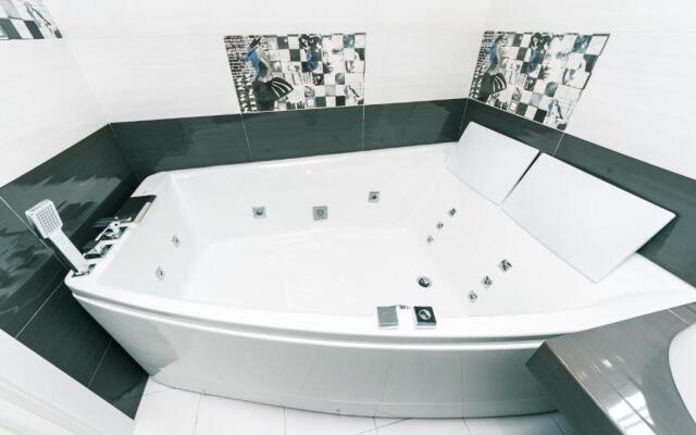 Luxrent Apartments on Lesi Ukrainki - Kiev