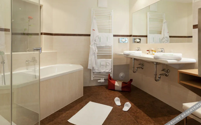 Wohlfühl & Genusshotel Felsenhof - Ihr 4* Hotel In Bad Kleinkirchheim, Kärnten