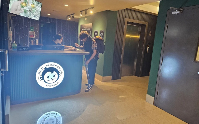 Mad Monkey Manila