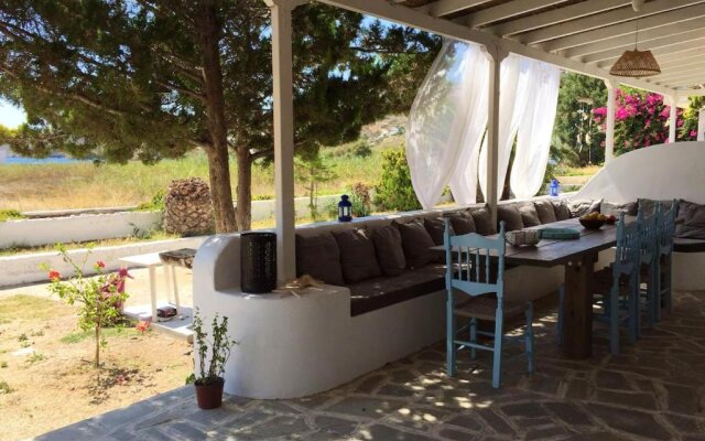 House with 6 bedrooms in Ios with wonderful sea view enclosed garden and WiFi 100 m from the beach