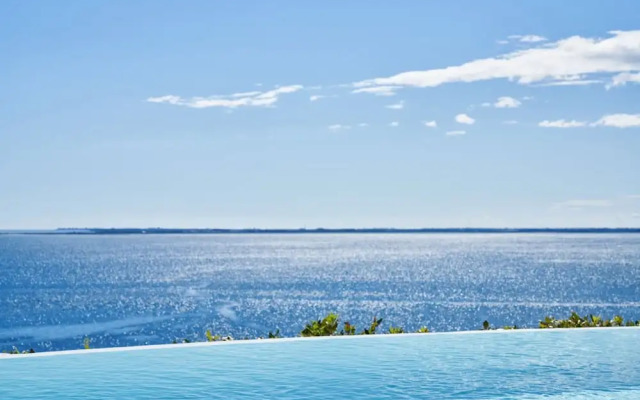Sea-view Penthouse Spa in Portopiccolo