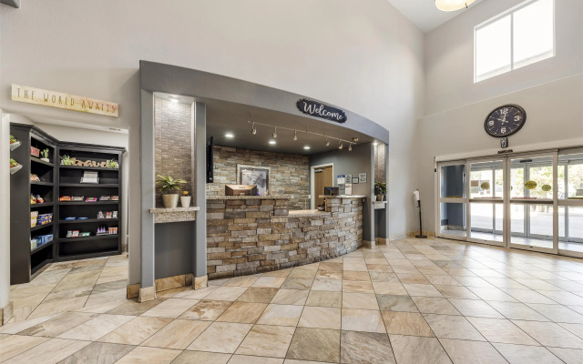 Best Western Plus Sand Bass Inn & Suites