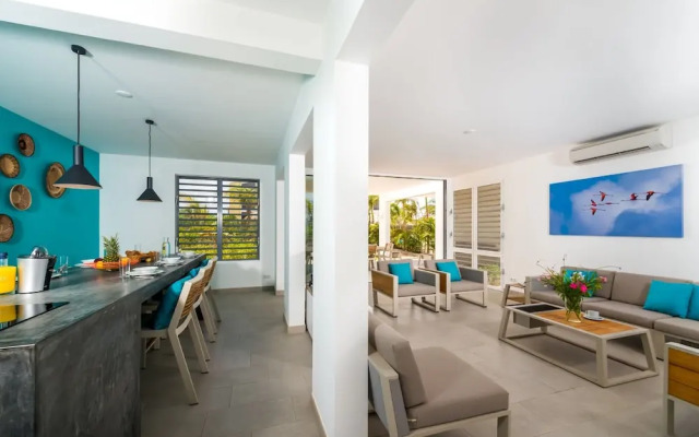Delfins Residences