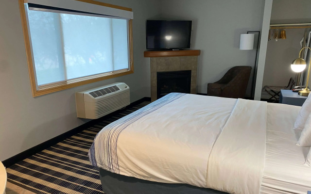 AmericInn by Wyndham Chanhassen