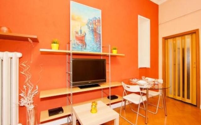 Gnezdnikovsky Pereulok Apartment