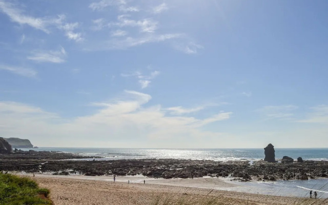 12 Thurlestone Rock
