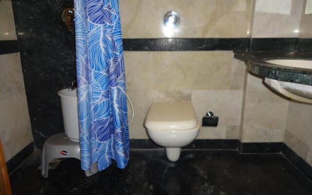Nahar Manchester Inn