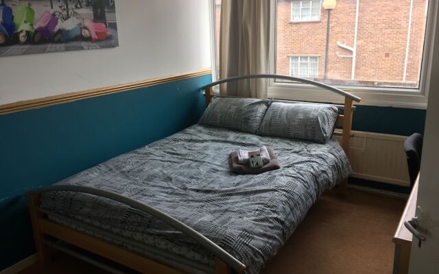 Portway Place Budget Rooms