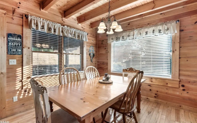 Blackberry Bliss 2 Bedroom Cabin