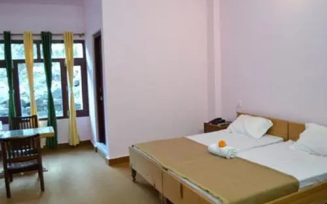 Janardan Resort Munsiyari