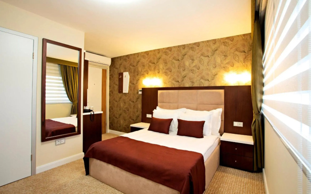 End Glory Hotel