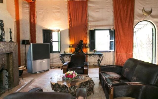 Lodge K Hotel & Spa
