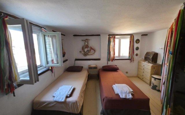Anthippi Guest House