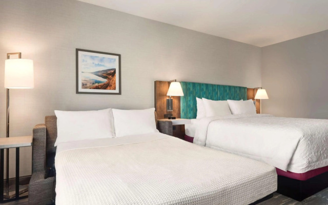 Hampton Inn & Suites by Hilton Kelowna Airport