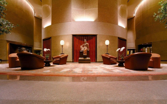 Shangri-La Far Eastern, Taipei