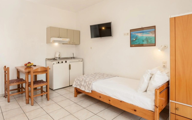 Niriis Hotel