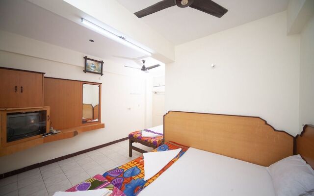 Spot On 38565 Hotel Surya