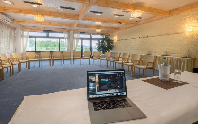 Sure Hotel by Best Western Rhoen Garden