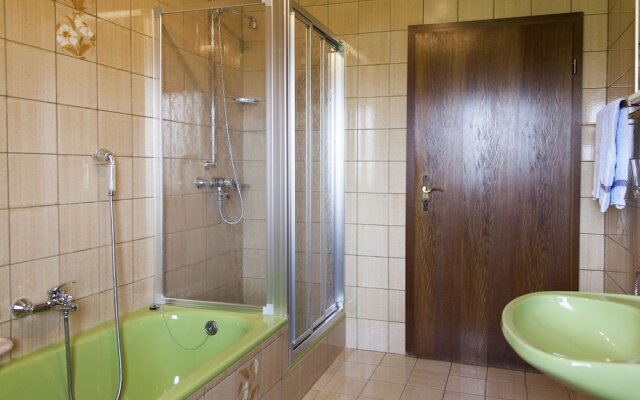 Comfortable Apartment With a Beautiful View in Morscheid