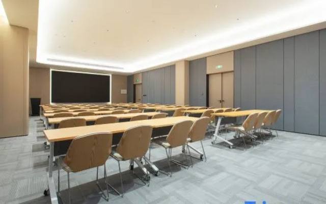 JI Hotel (Wuhan Gongcheng Daxue Guangguyi Road)