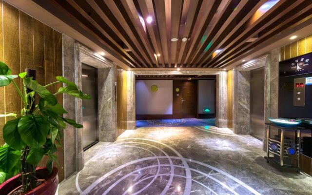 Ocean Hotel