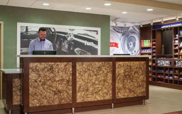 Hampton Inn & Suites Pittsburgh/Waterfront-West Homestead