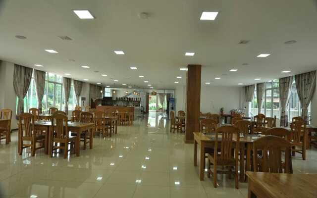 Taw Win Yadanar Hotel