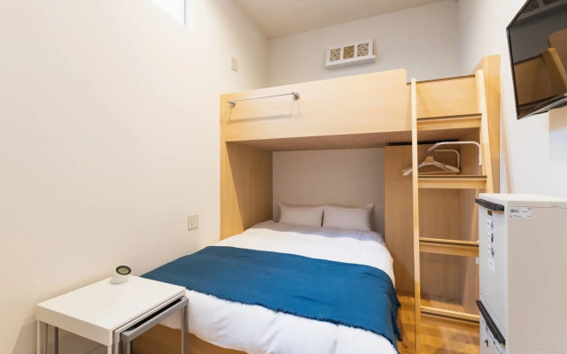 Ten Apartment Hotel