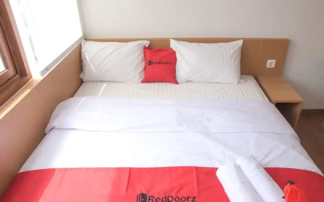 Urbanview Odori Residence Pondok Indah