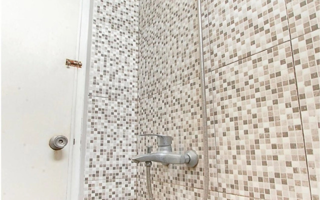 OYO 3808 Fif-fa Hotel Kauman