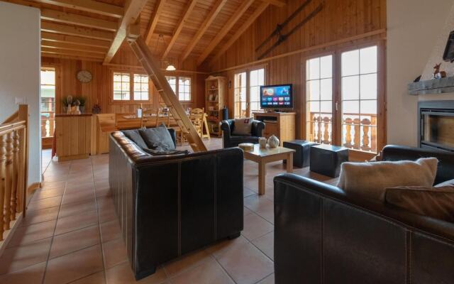 Chalet Belle Vue 10 Pers Fireplace Apple TV