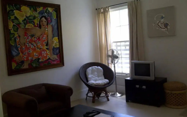 Loader Street Cottage