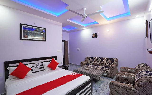 OYO 46441 Five Star Residency