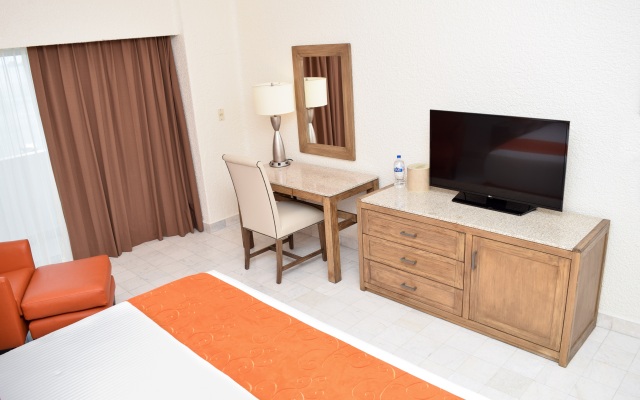 Tesoro Manzanillo All Inclusive