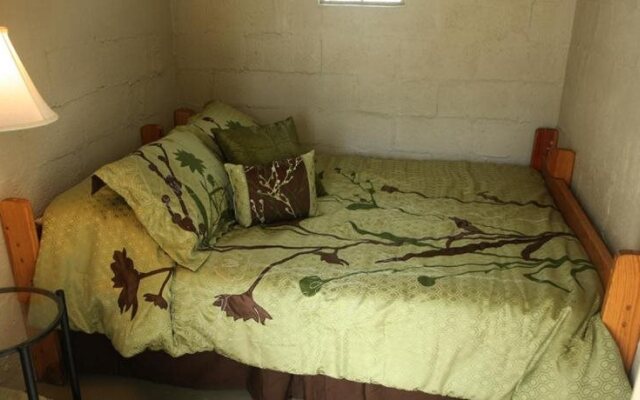 Everglades Chickee Cottages - Ochopee