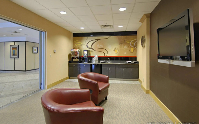 Townhouse Orlando West (ex.Red Roof Inn Orlando West - Ocoee)