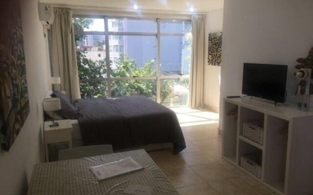 Tacha Studio 12 Apartment