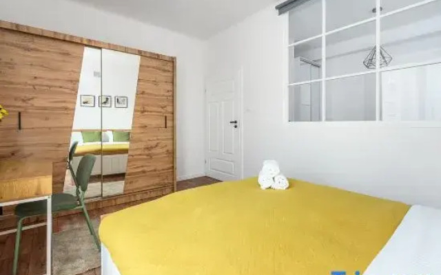 Lumina Charming 3-room apartment in the center of Warsaw