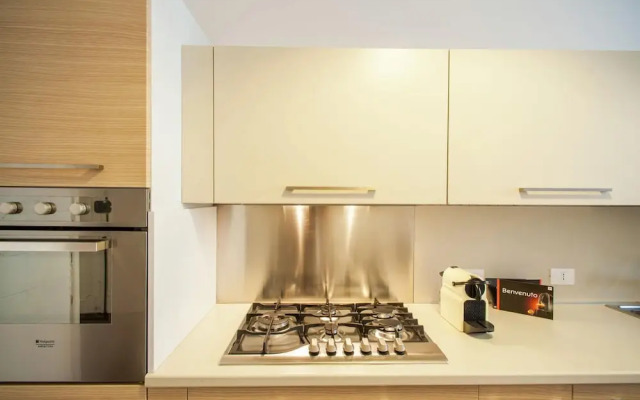 Spacious Apartment in Rome near Sea