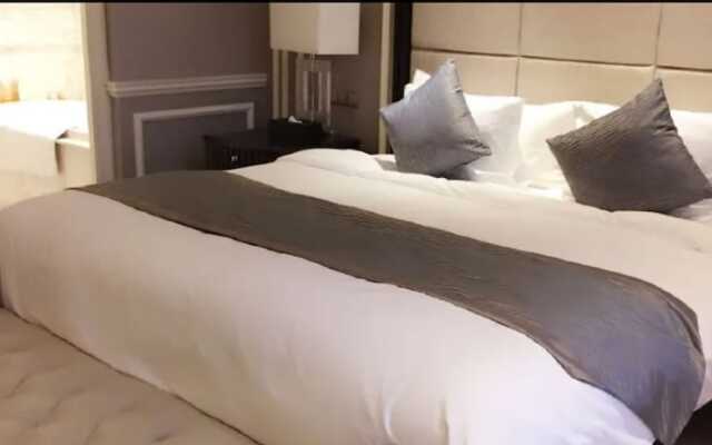 Shanghai Hotel Lane Aura