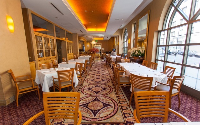 Orchard Hotel