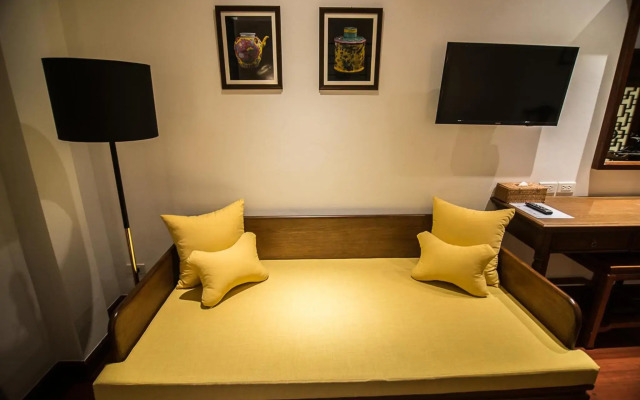Woo Gallery and Boutique Hotel