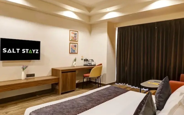 Saltstayz Premier – Golf Course Road & Sector 42